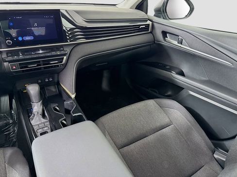Used 2025 Toyota Camry LE FWD image 24