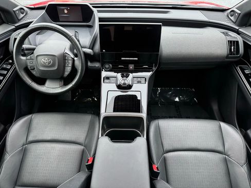 Used 2023 Toyota bZ4X AWD image 23