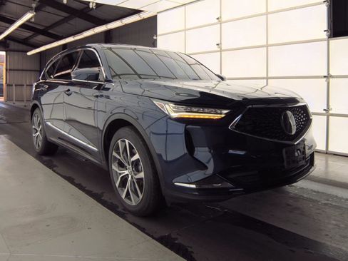 Used 2022 Acura MDX FWD w/ Technology Package image 3