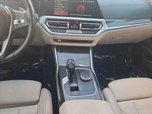 Used 2020 BMW 330i Sedan w/ Premium Package RWD image 11