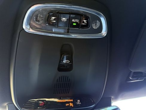 Used 2016 Volvo XC90 T6 R-Design w/ Vision Package image 19