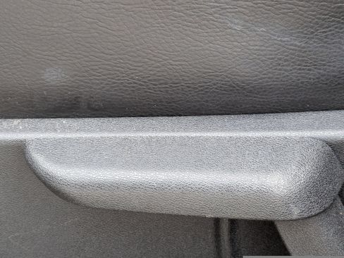 Used 2019 Nissan Kicks SR w/ SR Premium Package image 25