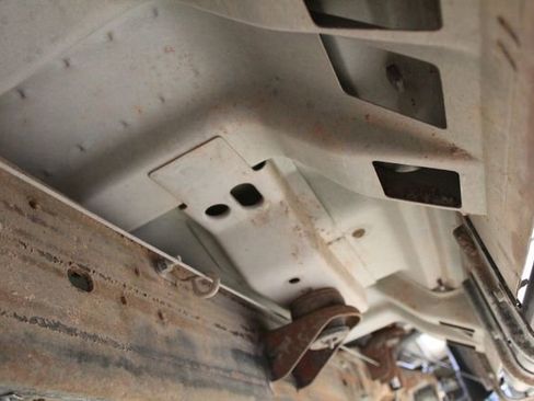 Used 1999 Ford F350 Lariat image 16