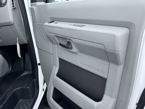 New 2026 Ford E-350 and Econoline 350 Super Duty w/ Power Equipment Group RWD image 15