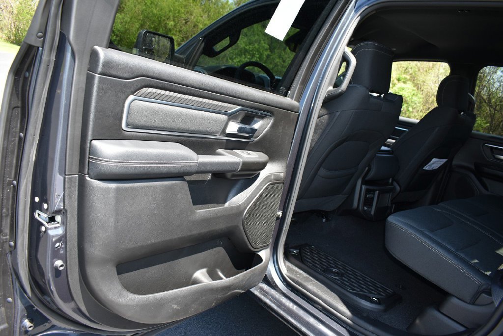 New 2026 RAM 1500 Big Horn AWD/4WD image 24