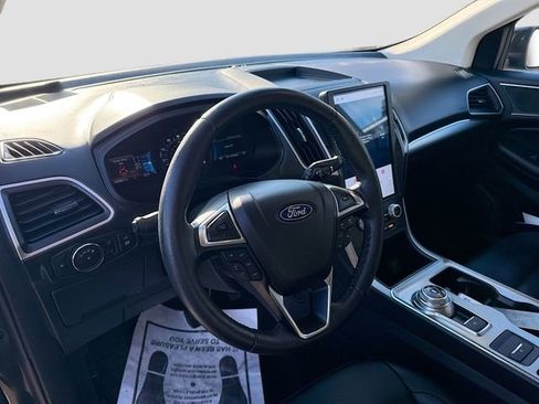 Used 2022 Ford Edge SEL w/ Convenience Package image 10