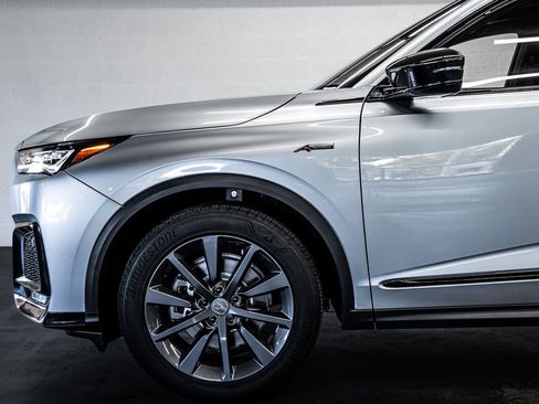 Certified 2026 Acura MDX A-Spec AWD/4WD image 12