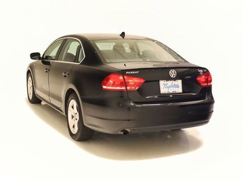 Used 2014 Volkswagen Passat 1.8T S FWD image 8