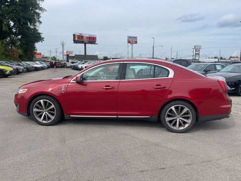 Used 2009 Lincoln MKS AWD image 4