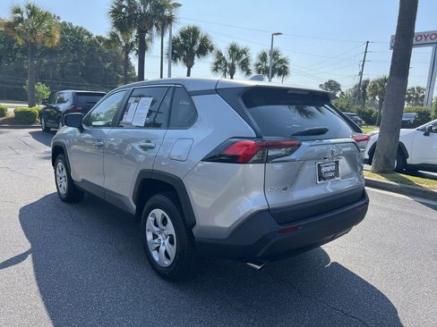 Used 2024 Toyota RAV4 LE AWD/4WD image 8
