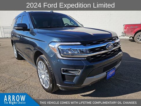 Used 2024 Ford Expedition Limited image 2