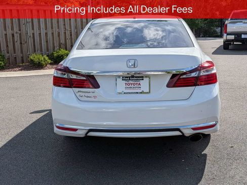 Used 2017 Honda Accord EX image 5