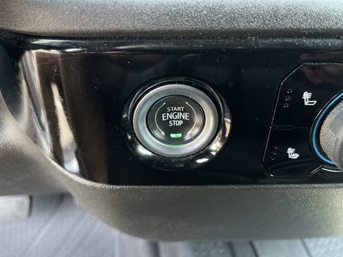 Used 2022 Chevrolet Silverado 1500 RST AWD/4WD image 18