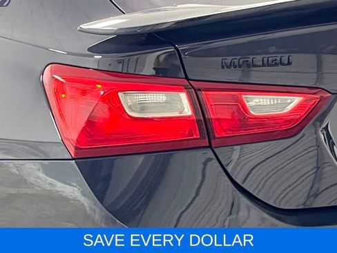 Used 2025 Chevrolet Malibu RS FWD image 13
