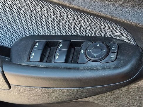 Used 2023 Chevrolet TrailBlazer LT w/ Convenience Package AWD/4WD image 25