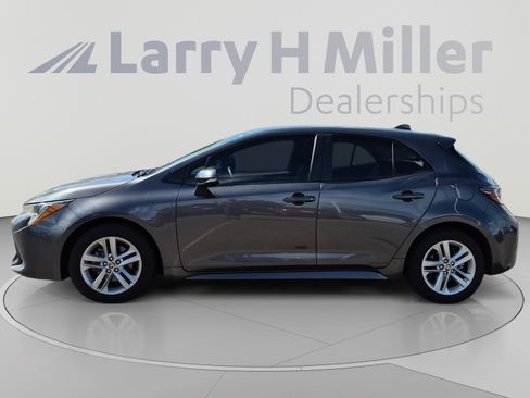 Used 2021 Toyota Corolla SE w/ Carpet Mat Package (TMS) FWD image 2