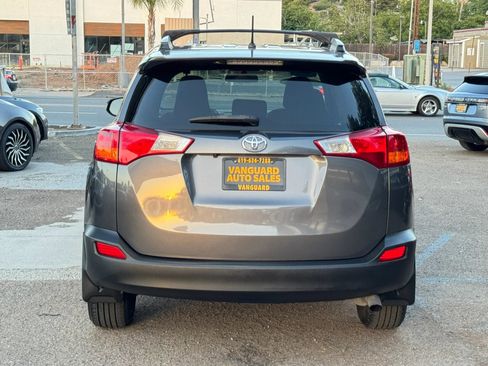 Used 2015 Toyota RAV4 LE AWD/4WD image 38