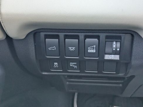 Used 2022 Subaru Ascent Limited AWD/4WD image 27