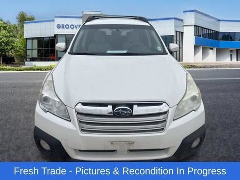 Used 2013 Subaru Outback 2.5i Premium AWD/4WD image 8