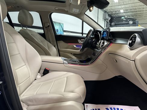 Certified 2022 Mercedes-Benz GLC 300 4MATIC image 30