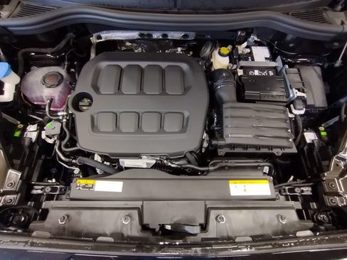 New 2026 Volkswagen Tiguan SEL R-Line AWD/4WD image 7