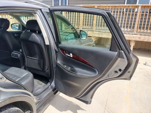 Used 2014 INFINITI QX50 Journey w/ Premium Package image 34