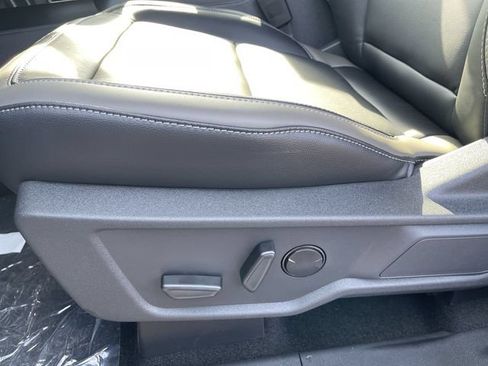 New 2026 Ford Bronco Outer Banks w/ Sasquatch Package AWD/4WD image 14