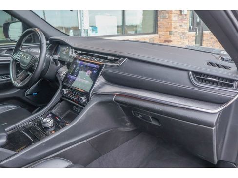 Used 2021 Jeep Grand Cherokee L Overland w/ Luxury Tech Group IV image 10