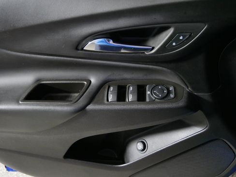 Used 2024 Chevrolet Equinox LT AWD/4WD image 19