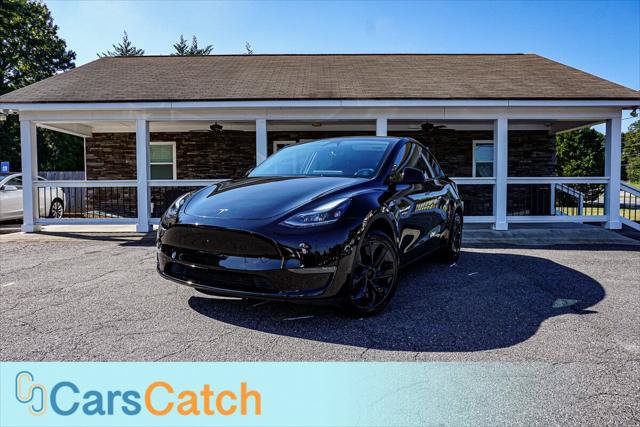 Used 2025 Tesla Model Y Long Range RWD image 1