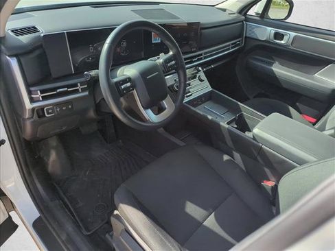 Used 2024 Hyundai Santa Fe SE image 7