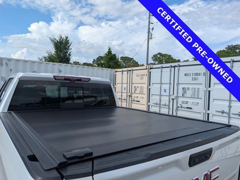 Used 2024 GMC Sierra 1500 Denali AWD/4WD image 13