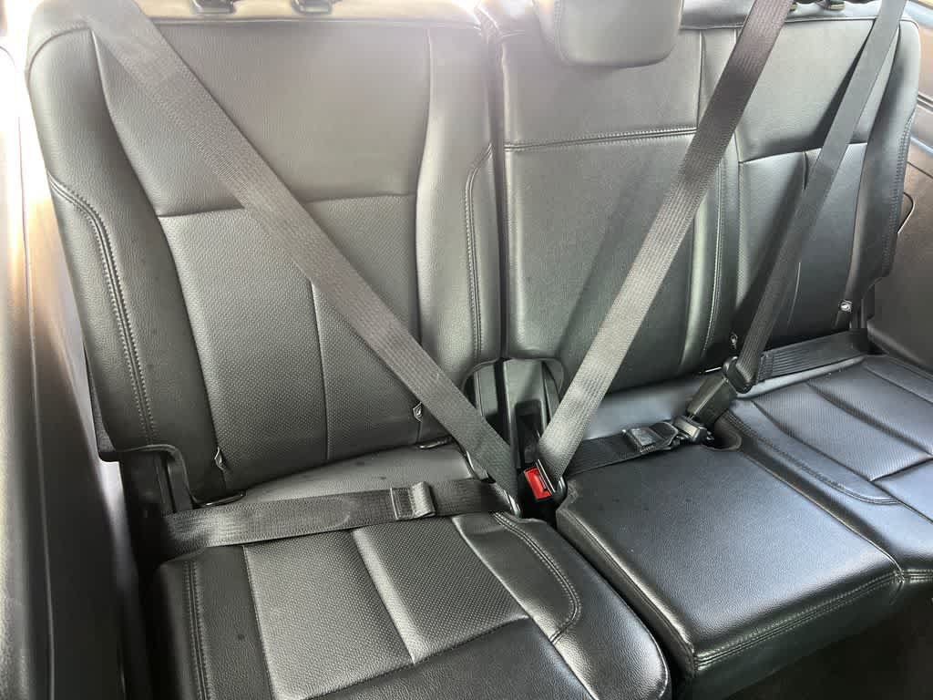 Used 2020 Ford Expedition Max XLT w/ Equipment Group 202A AWD/4WD image 16