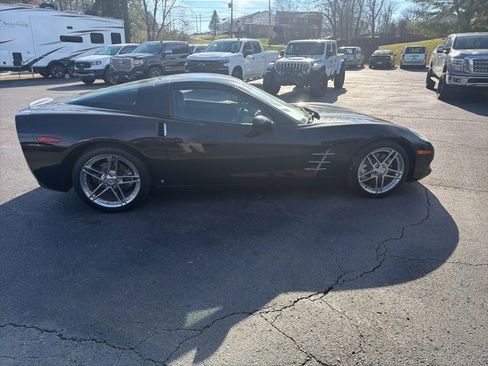 Used 2008 Chevrolet Corvette Coupe w/ Preferred Equipment Group image 7