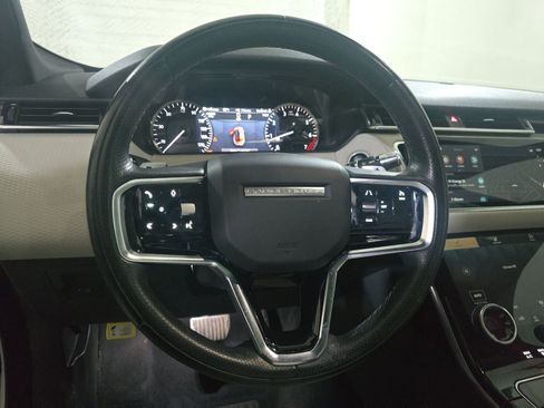 Used 2021 Land Rover Range Rover Velar R-Dynamic S image 16
