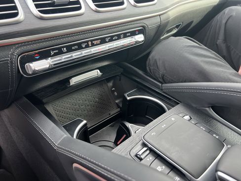 Used 2024 Mercedes-Benz GLE 53 AMG 4MATIC image 28