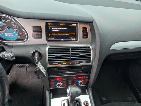 Used 2014 Audi Q7 3.0T S line Prestige w/ S Line Package image 16