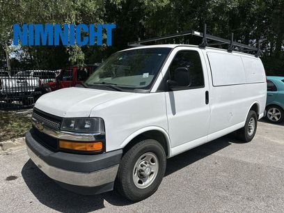 Used 2017 Chevrolet Express 2500 w/ Express Access Plus Package