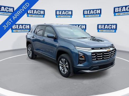New 2026 Chevrolet Equinox LT FWD image 2