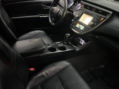 Used 2016 Toyota Avalon Touring image 18