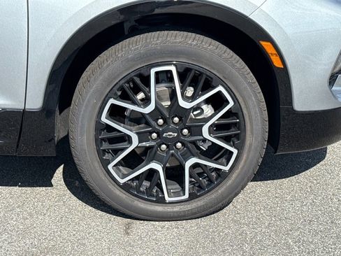 New 2025 Chevrolet Blazer RS w/ Driver Confidence II Package image 30