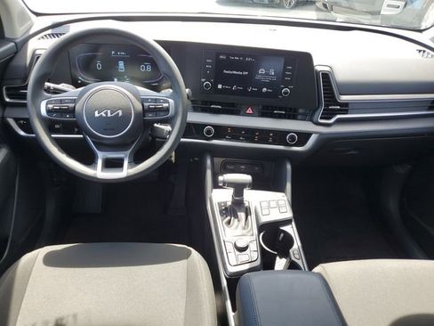 Certified 2025 Kia Sportage LX FWD image 7