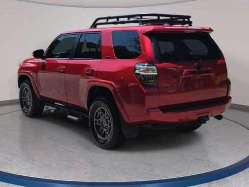 Used 2020 Toyota 4Runner SR5 Premium AWD/4WD image 7