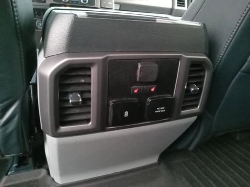 Used 2022 Ford F350 Limited image 33