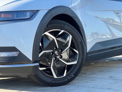 Certified 2023 Hyundai Ioniq 5 SEL image 2