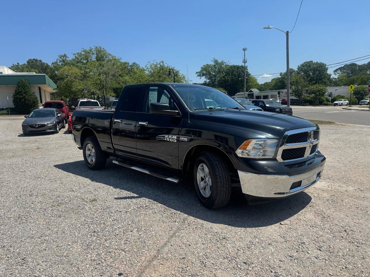 Used 2017 RAM 1500 Classic SLT RWD image 3