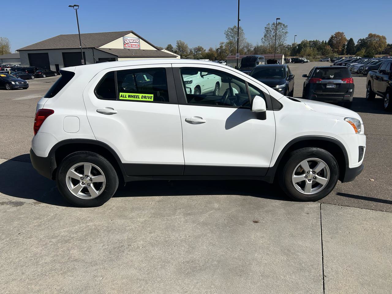 Used 2015 Chevrolet Trax LS w/ LPO, Cargo Package AWD/4WD image 4