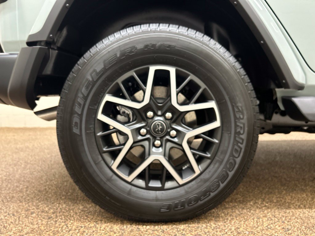 New 2027 Jeep Wrangler Unlimited Sahara AWD/4WD image 29