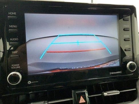 Used 2022 Toyota Corolla SE w/ Carpet Mat Package (TMS) FWD image 3