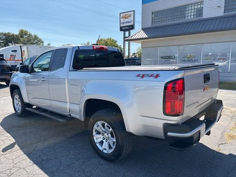 Used 2018 Chevrolet Colorado LT w/ LT Convenience Package image 9